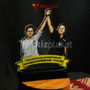 Plakat Akrilik Custom Apresiasi