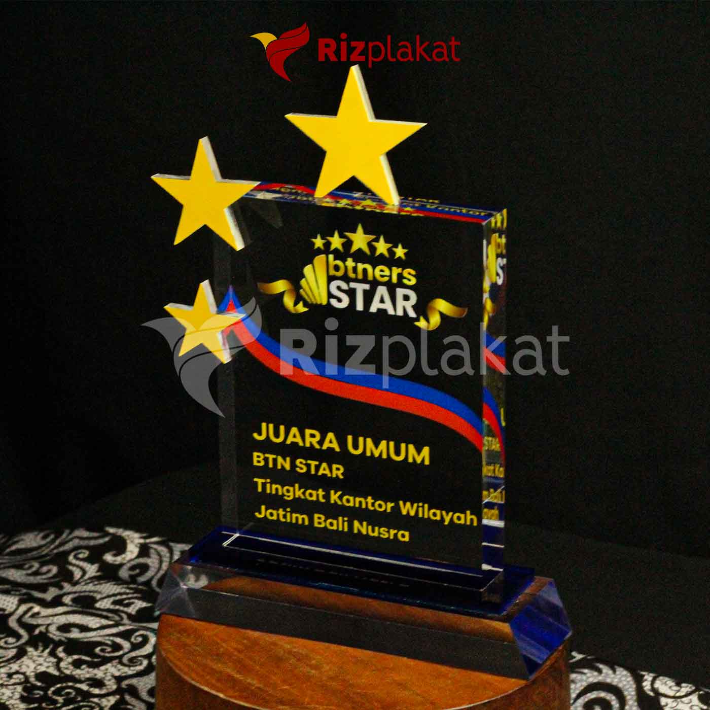 Plakat Akrilik Penghargaan Bintang
