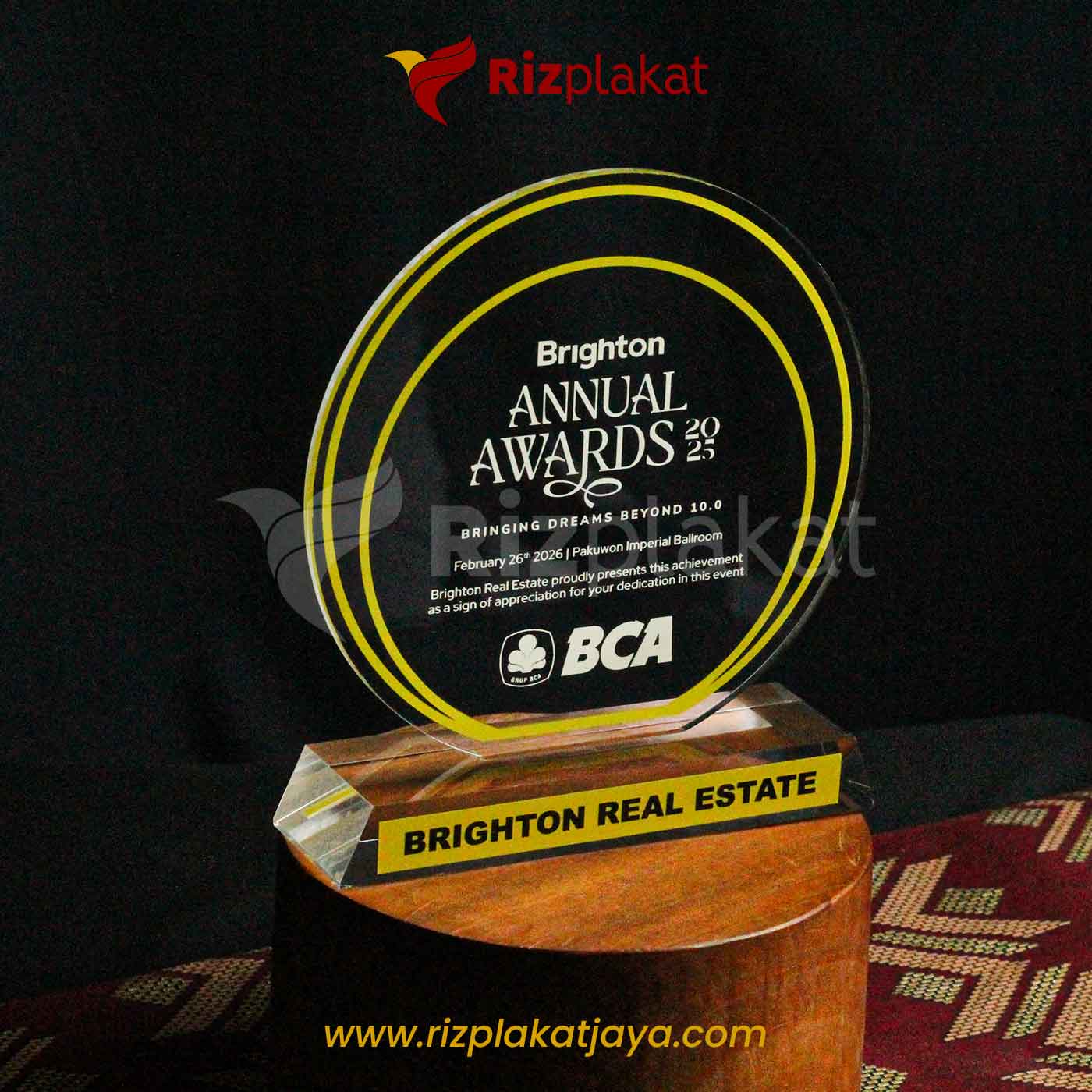 Plakat Akrilik Penghargaan Corporate