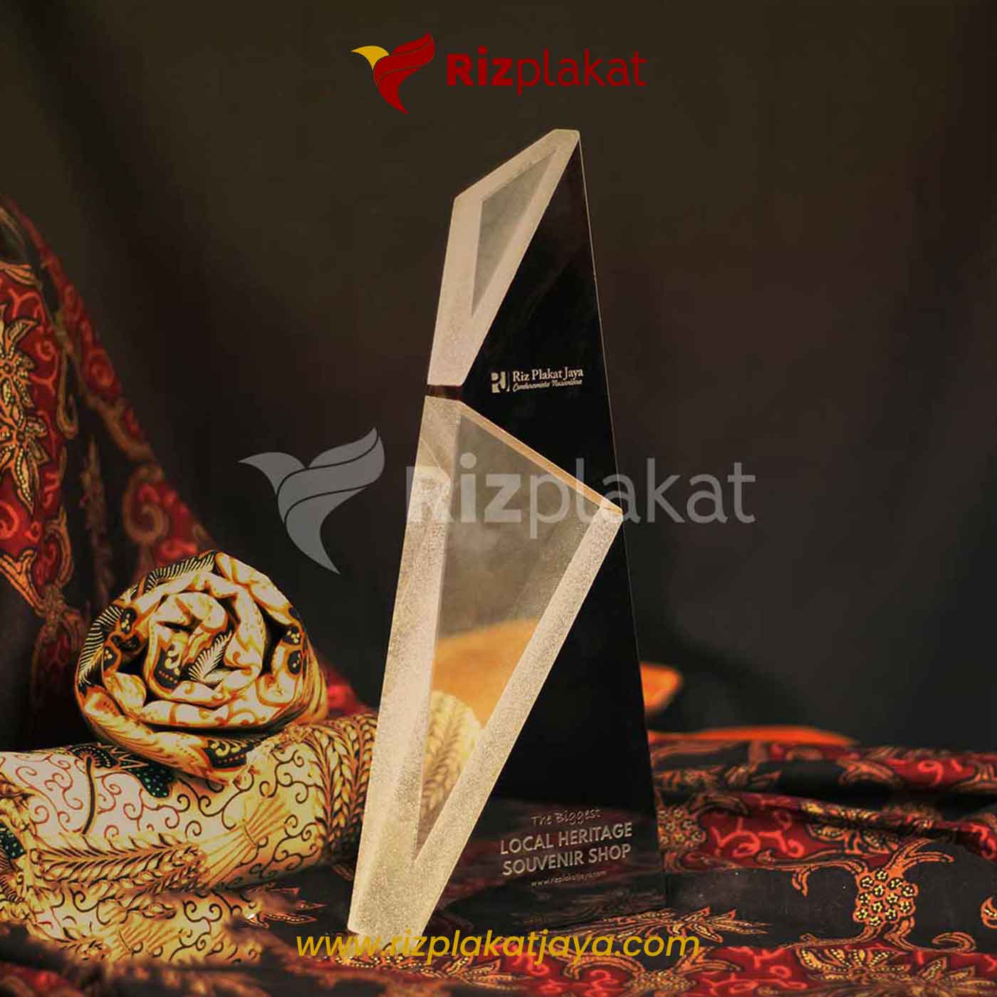 Plakat Kristal Custom Eksklusif