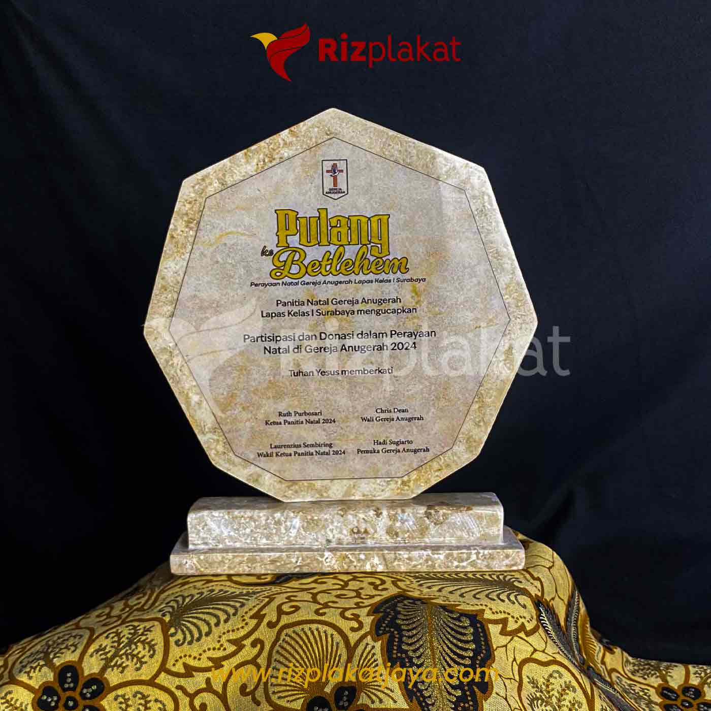 Plakat Marmer Apresiasi Natal Gereja