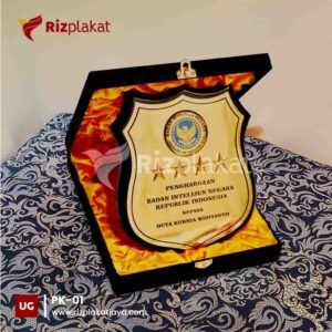 Kumpulan Contoh Cinderamata untuk Perpisahan Eksklusif & Daftar Harganya